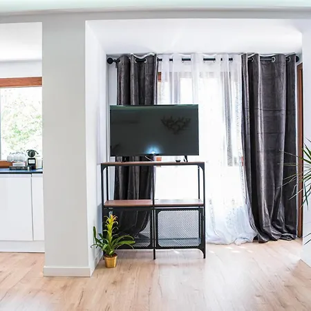 Apartamento Laura Campanar *