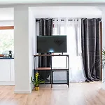 Apartamento Laura Campanar *