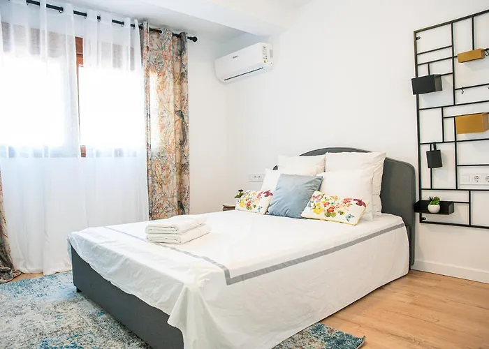 Laura Campanar Apartman Valencia